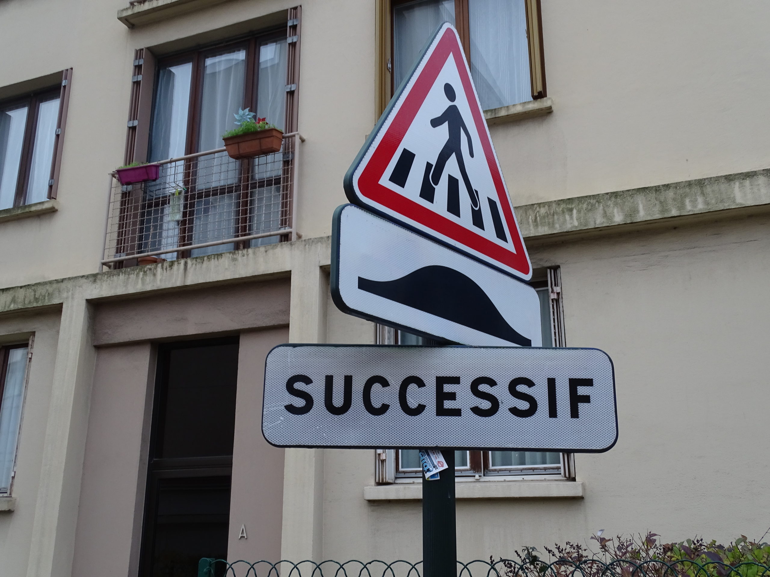 Successif